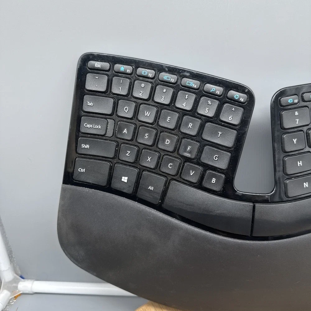 Microsoft Sculpt Ergonomic Wireless Keyboard Model 1559 - No USB Dongle